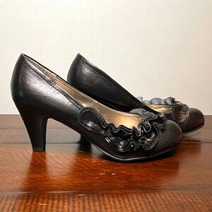 Xhilaration Brand Ruffled Round Toe Black Heels - Size 7